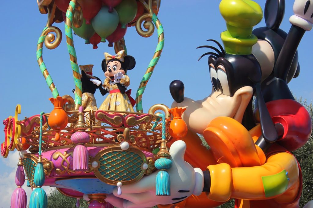 Mickey and Minnie Mouse Tokyo Disneyland Float