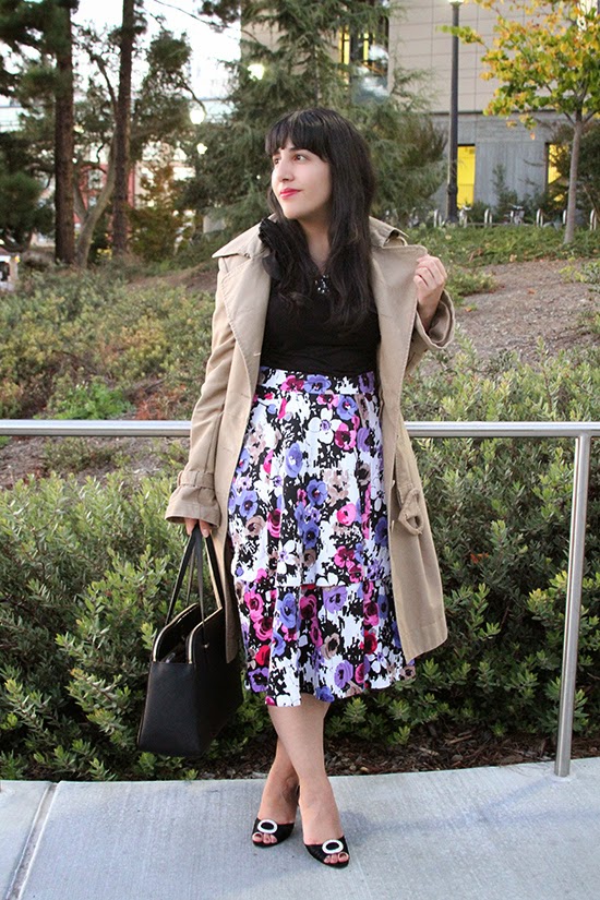 Classic Trench Coat and Floral Skirt Outfit