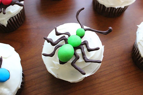 Chocolate M&M Beetle Cupcake Deocrating Inspiration