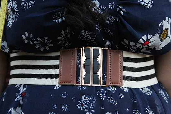 BYER CA Striped Belt Floral Dress Print Mixing