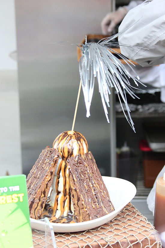 Rain Forest Cafe Chocolate Cake Ghirardelli Chocolate Festival