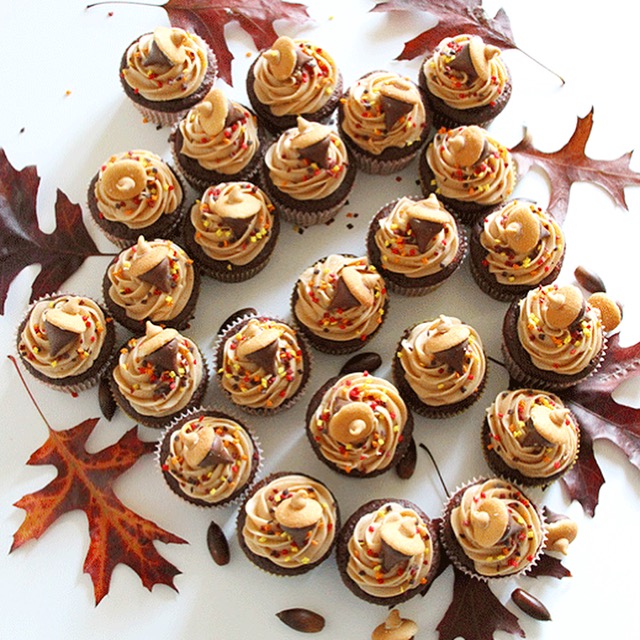 Fall Maple Acorn Cupcakes